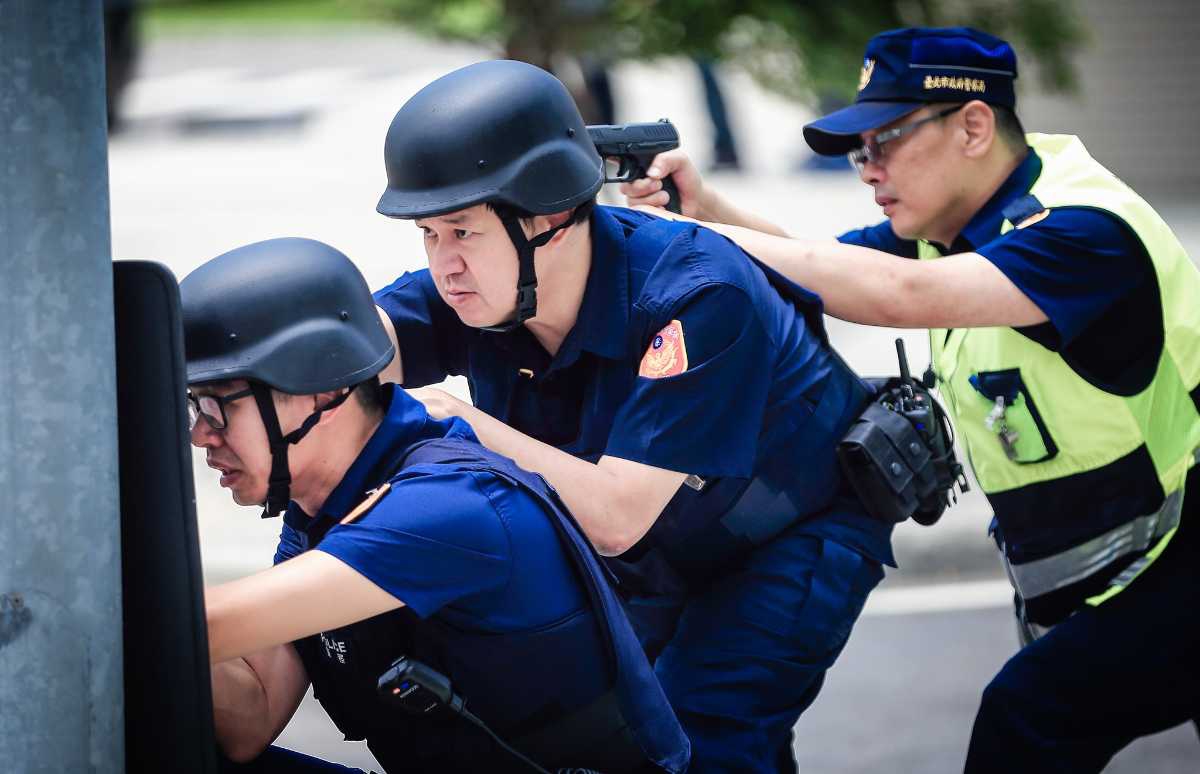 修訂警械使用條例總統公布施行、完善員警執法之法律保障