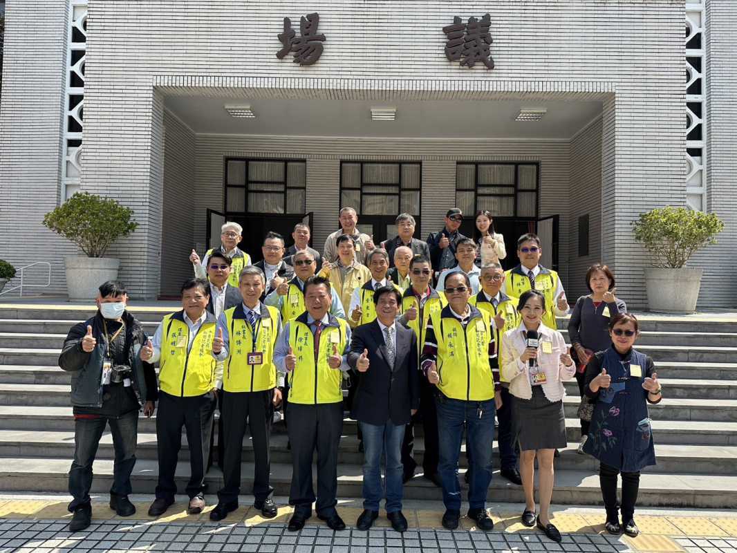 民眾贊譽吳琪銘立委的建設成果 立法院繼續努力推動國家發展（記者 王宣雯 攝）