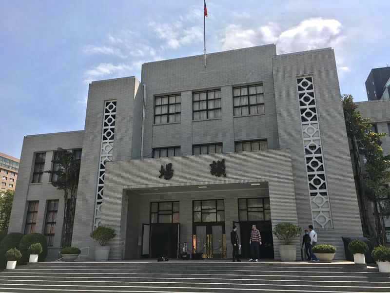 中華民國新聞記者協會參訪立法院 吳琪銘立委深度介紹立法院運作（記者 王宣雯 攝）