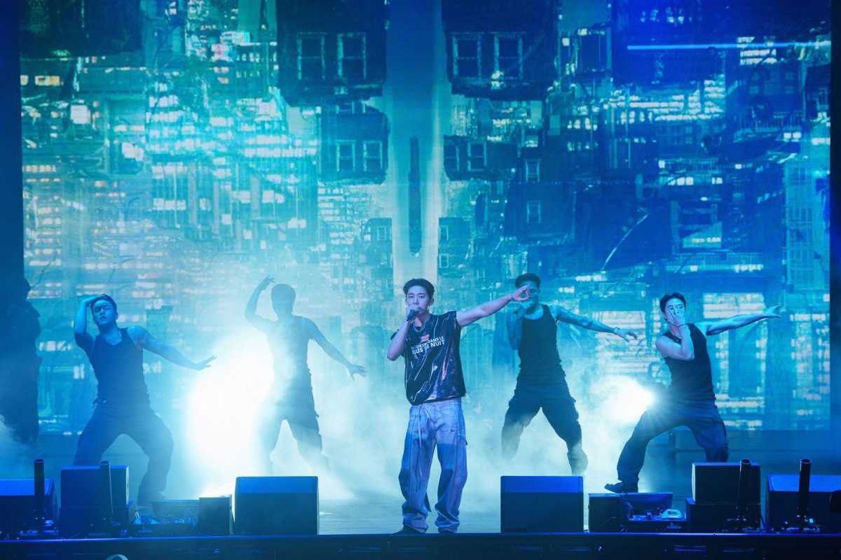 B.I與同門歌手REDDY合作驚喜亮相 為歌迷們帶來震撼表演
