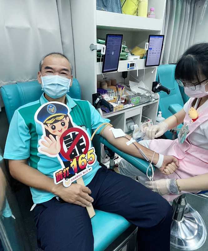 慶祝「警察節」北港警分局辦捐血活動 結合在地企業店家做伙做愛心