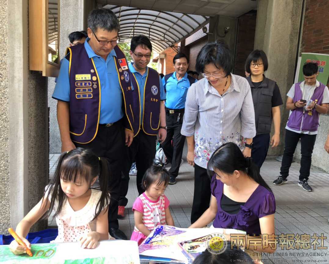 109年度太湖盃兒童繪畫、書法比賽暨兒少嘉年華（記者 范至延 攝）