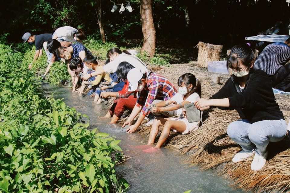 溪州循田水小旅行體驗摸泥土、捏泥巴、泥染布DIY、水牛互動，認識農鄉文化 (1).jpg.jpg