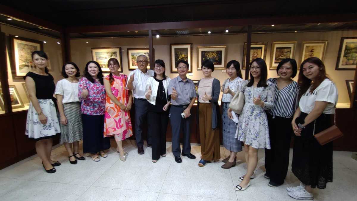 大墩文化中心即日起至9月14日止，展出花藝主題〈形形色色-遊走原色花材間〉展覽.jpg.jpg