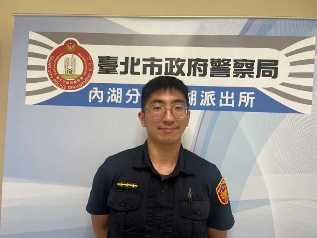 內科尖峰時間拋錨 內湖警火速加油助返家