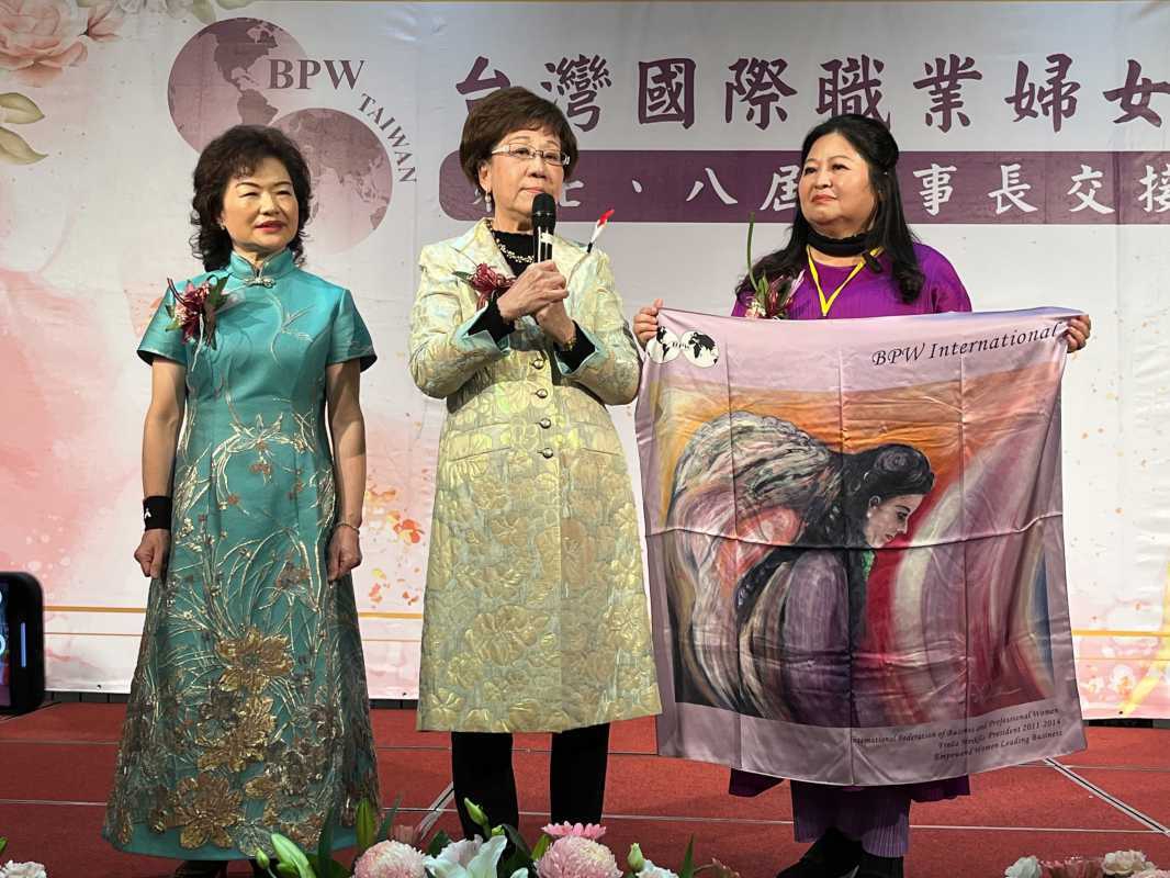 台灣國際職業婦女協會理事長改選郭壽珍榮任第八屆理事長（記者 小珍 攝）