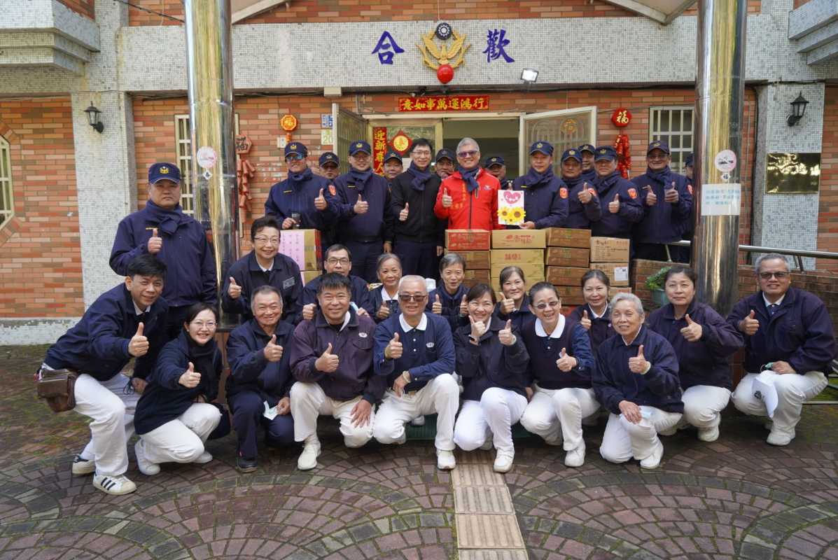 20230107_慈濟與縣警局上合歡山感恩無名英雄 (1).jpg