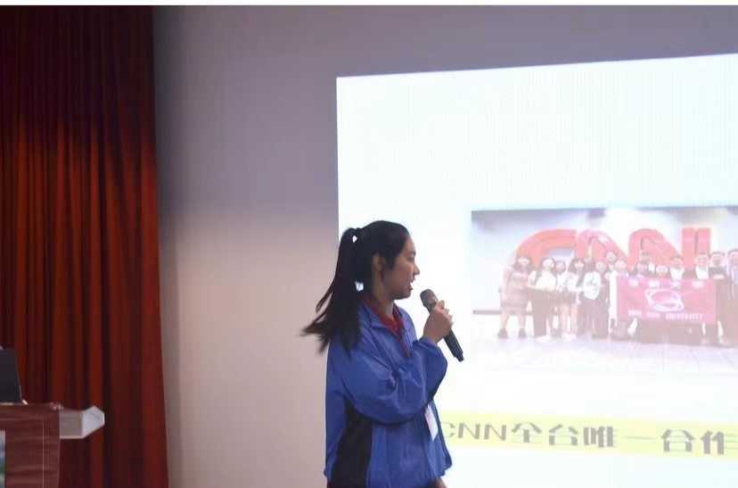新二代為媽媽打造創意湖南小菜