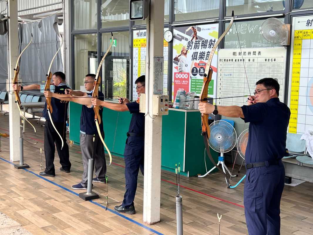 新北市警察響應全民一起防詐騙「萬箭齊發、詐騙蒸發、全民GO GO GO 」宣誓活動