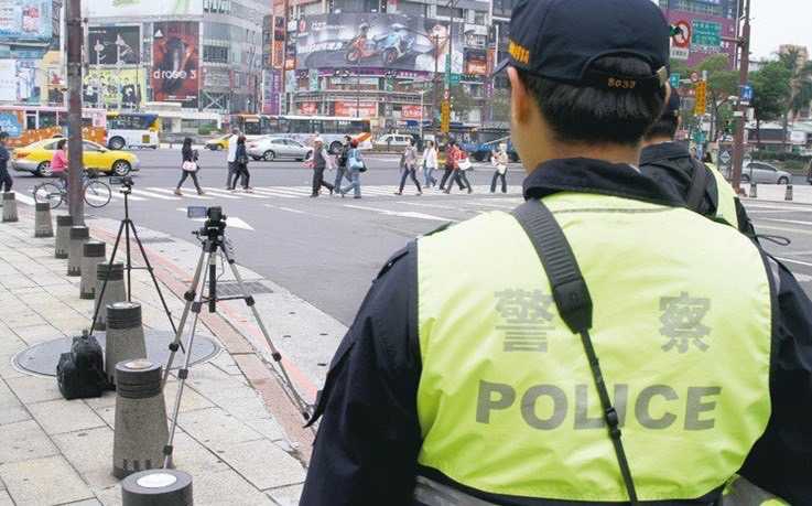 第二波高發事故路口精緻執法 讓民眾養成停讓行人習慣