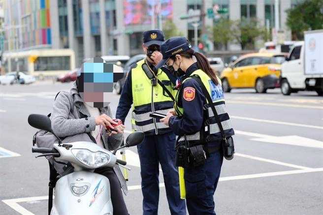 第二波高發事故路口精緻執法 讓民眾養成停讓行人習慣